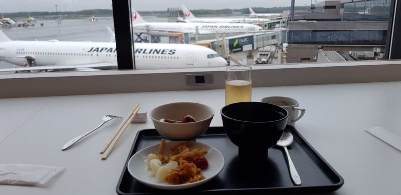 Review: JAL Sakura lounge Tokyo Narita Terminal 2